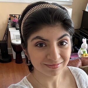 Meet your Posher, Malika